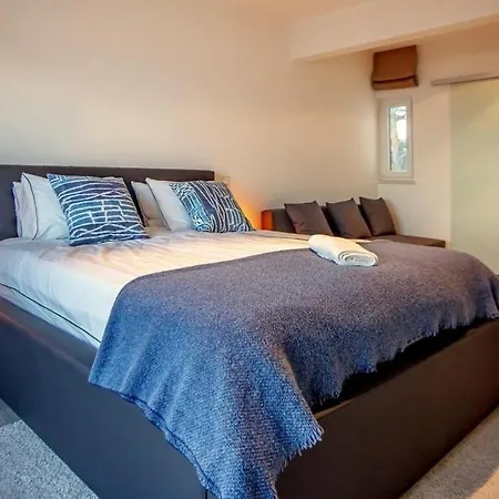 Βίλα Algarve Villa With Pool, Jacuzzi And Benagil Views *