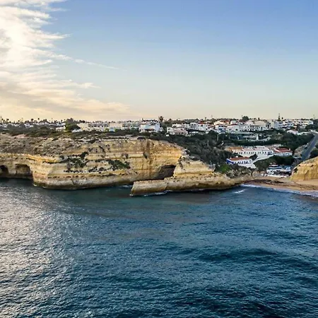 Algarve With Pool, Jacuzzi And Benagil Views Villa *